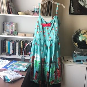 Vintage tiki Polynesian dress